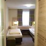Hotel-restaurant Mayerhofer Otel 3*